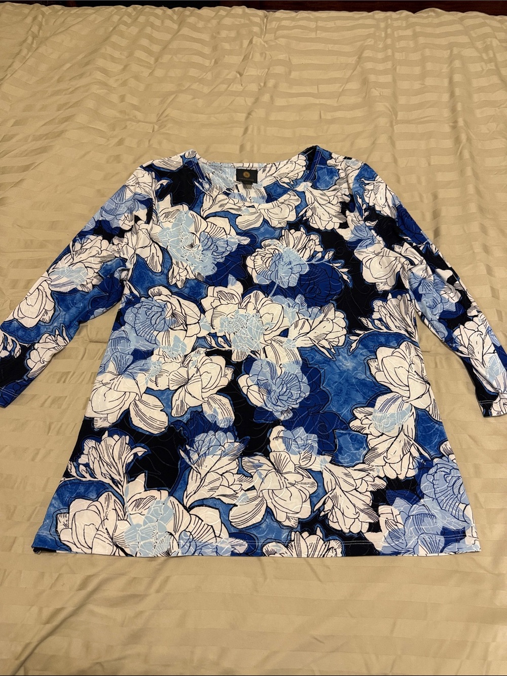 JM Collection Blue & White Floral Tunic Top